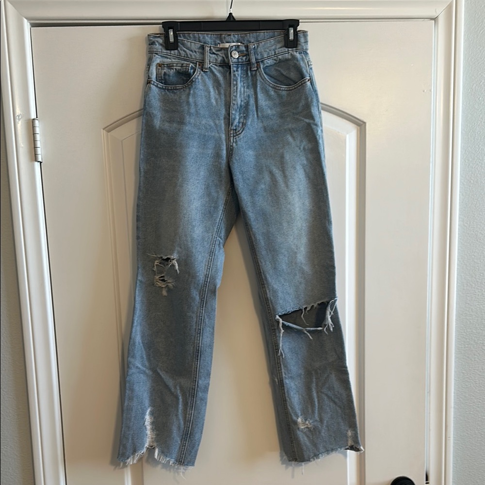 Distressed Straight Leg Jeans